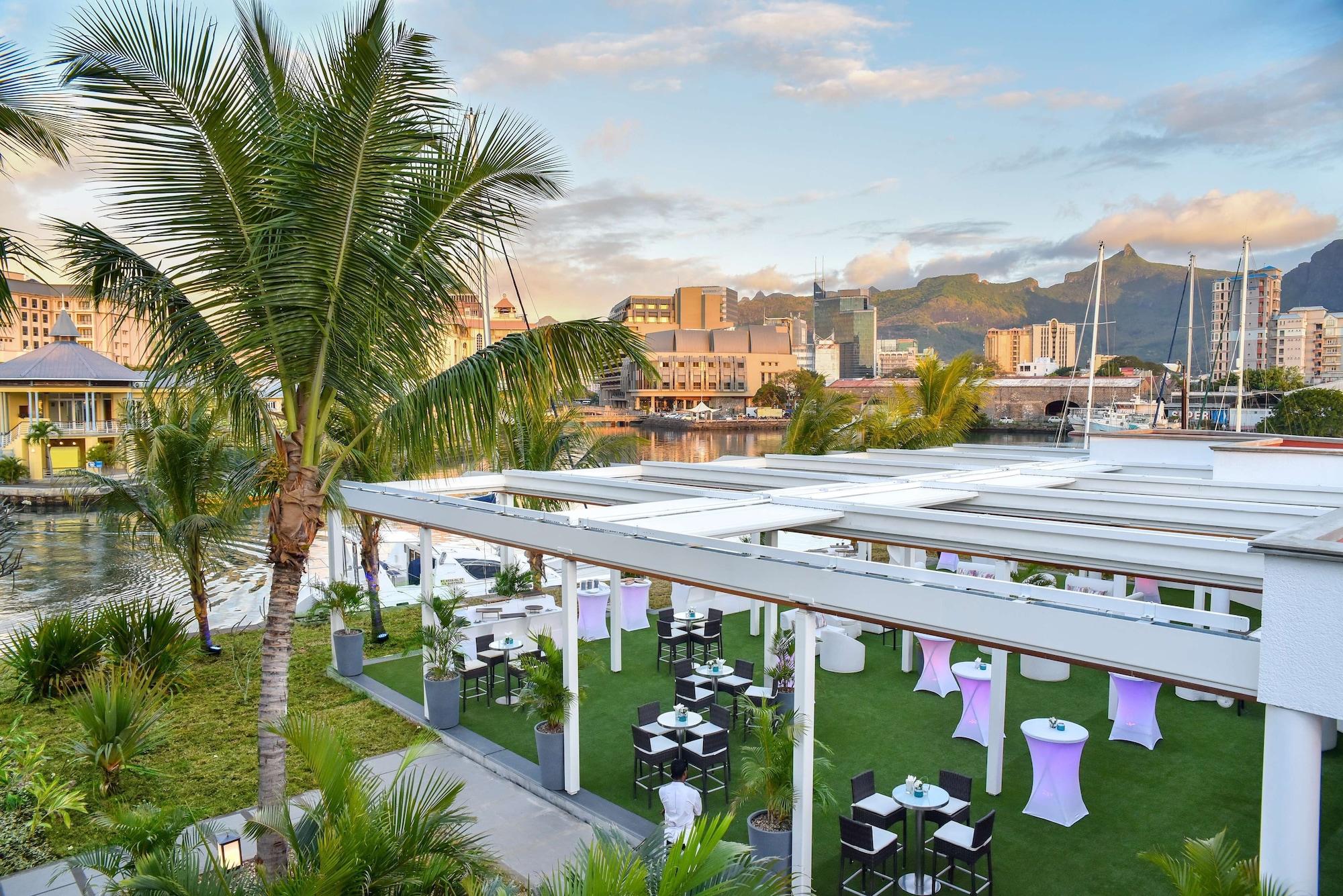 Le Suffren Hotel & Marina Port Louis Exterior foto