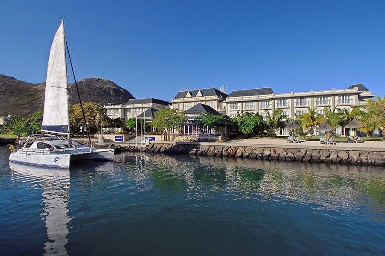 Le Suffren Hotel & Marina Port Louis Exterior foto